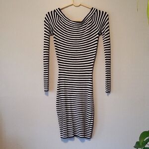 Guess sweater dress size medium